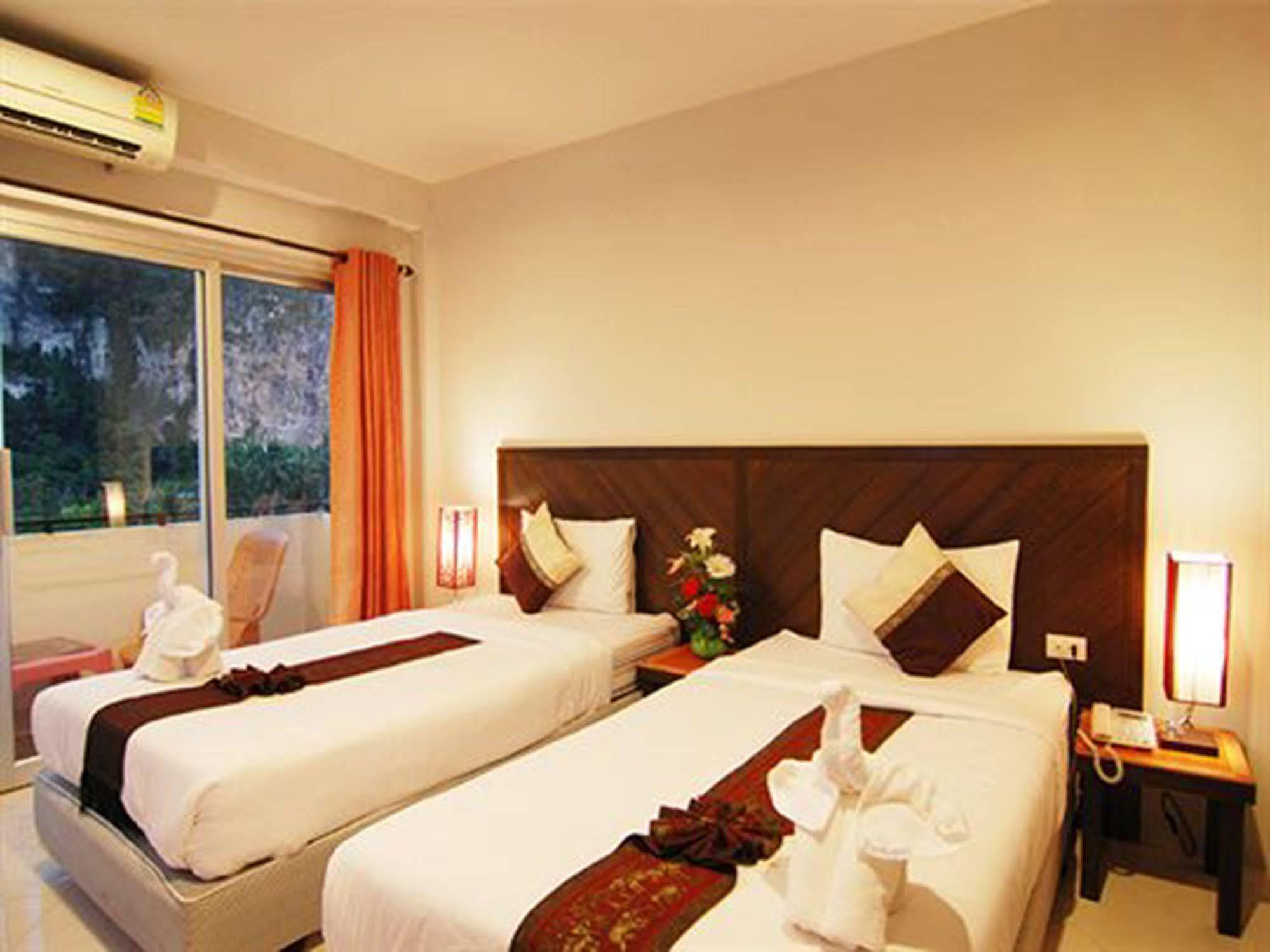 Ascot Krabi Hotel Ao Nang Eksteriør billede
